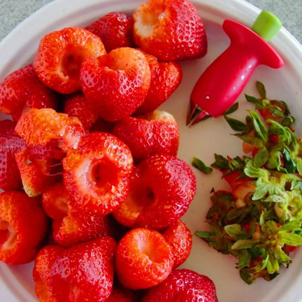 Strawberry Huller Pineapple Cutters Novel Tomato Stalks Remover Fruit Knife Useful Strawberry Leaf Cleaner Kitchen Accessories